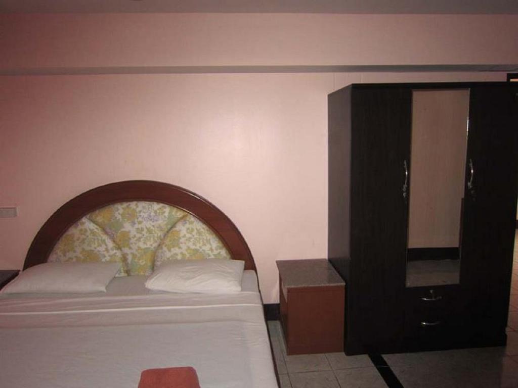 Aa Guesthouse Pattaya Buitenkant foto