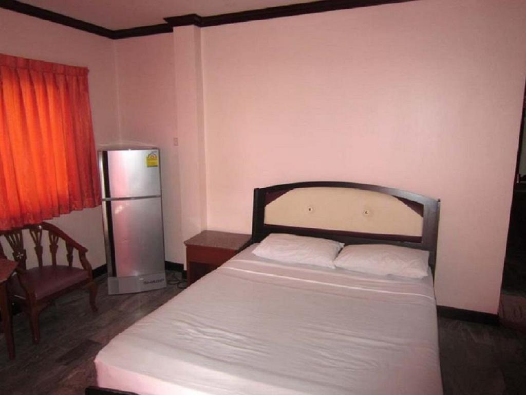 Aa Guesthouse Pattaya Buitenkant foto