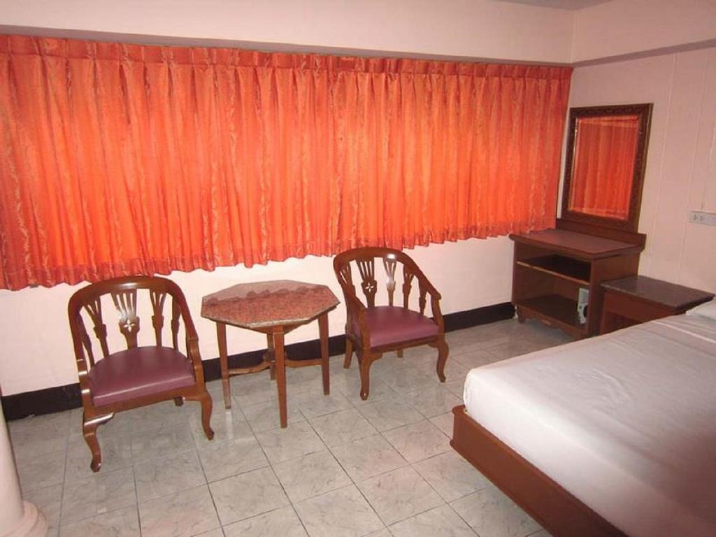 Aa Guesthouse Pattaya Buitenkant foto